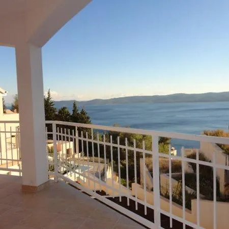 Apartman Via Sol Mit Swimmingpool Mimice