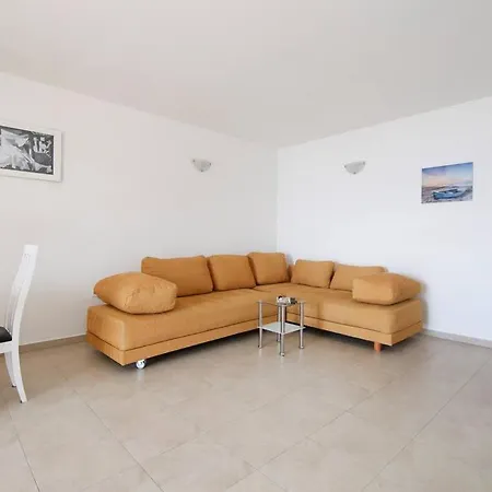 Apartman Via Sol Mit Swimmingpool